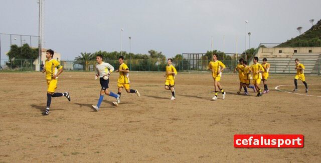101013_mont_U19 030y_tn.jpg